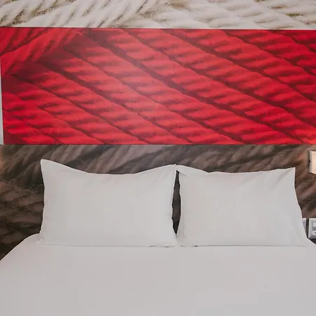 Ibis Trujillo Hotel Exterior photo
